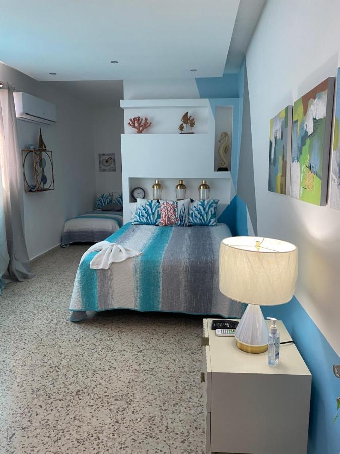 Itza-Bella Suites Isabela Luaran gambar