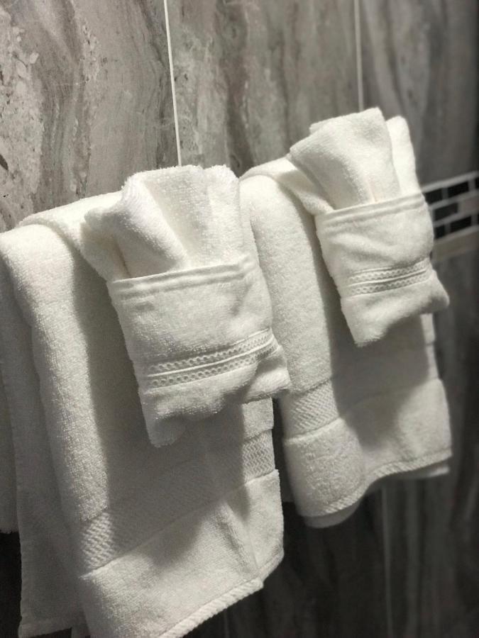 Itza-Bella Suites Isabela Luaran gambar