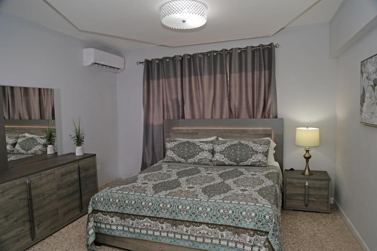 Itza-Bella Suites Isabela Luaran gambar